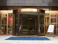 杰诚门业 专业设计、安装与维修自动门，质量优越，价位亲民